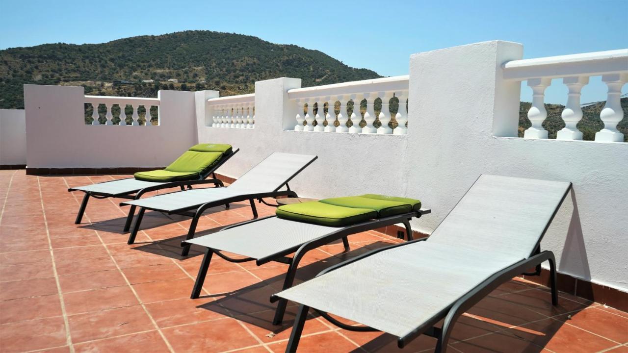 One Life Malaga Retreat Hotel Periana Luaran gambar