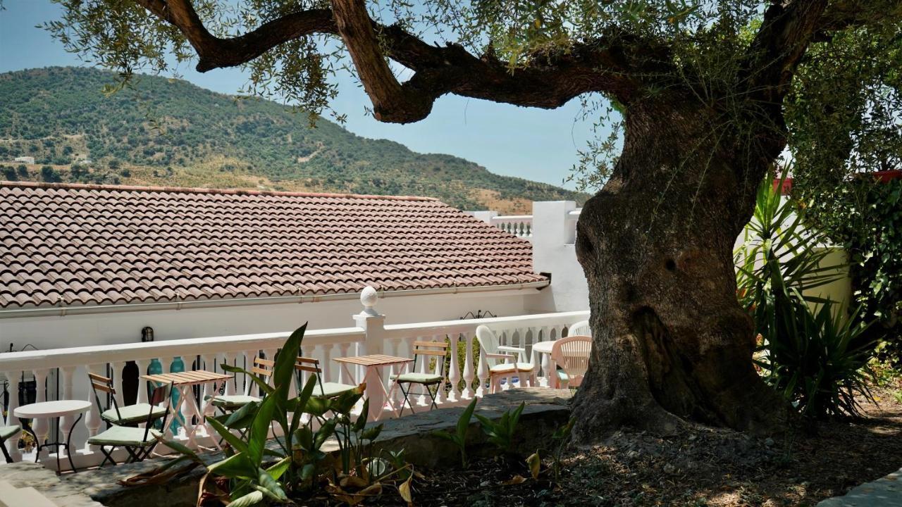 One Life Malaga Retreat Hotel Periana Luaran gambar