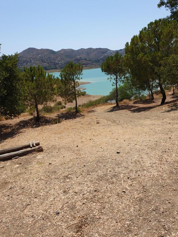 One Life Malaga Retreat Hotel Periana Luaran gambar