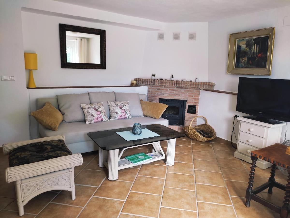 One Life Malaga Retreat Hotel Periana Luaran gambar