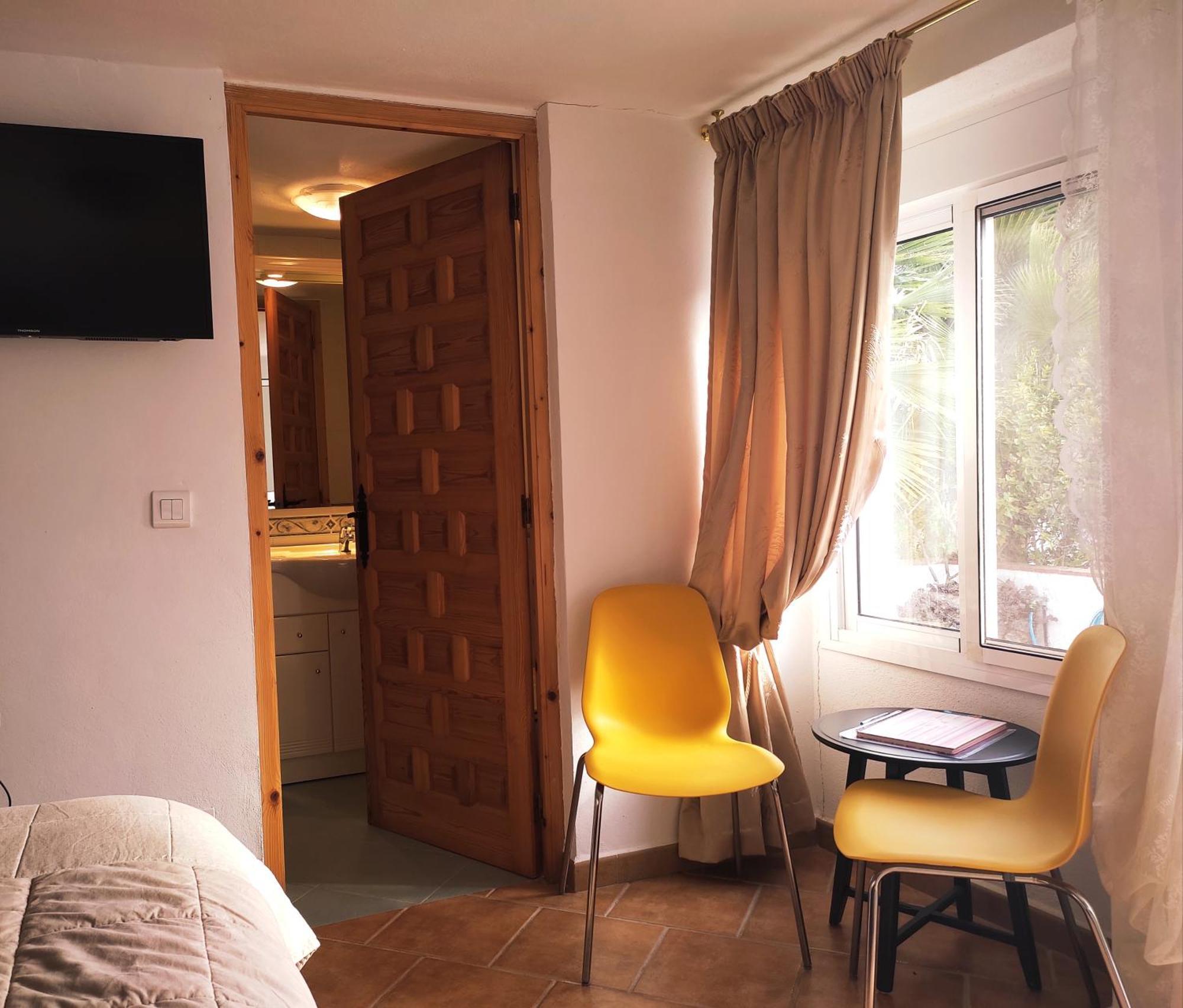 One Life Malaga Retreat Hotel Periana Bilik gambar
